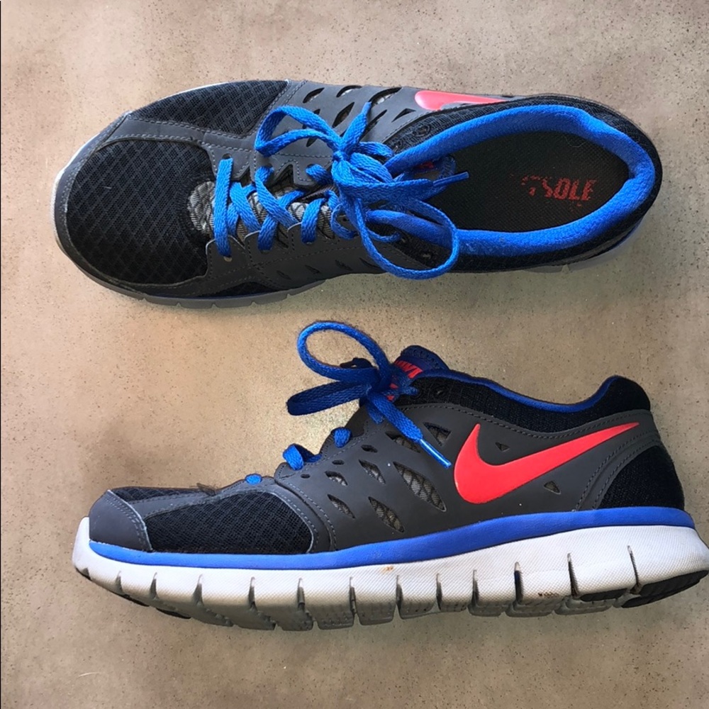 😎 Nike Sneakers